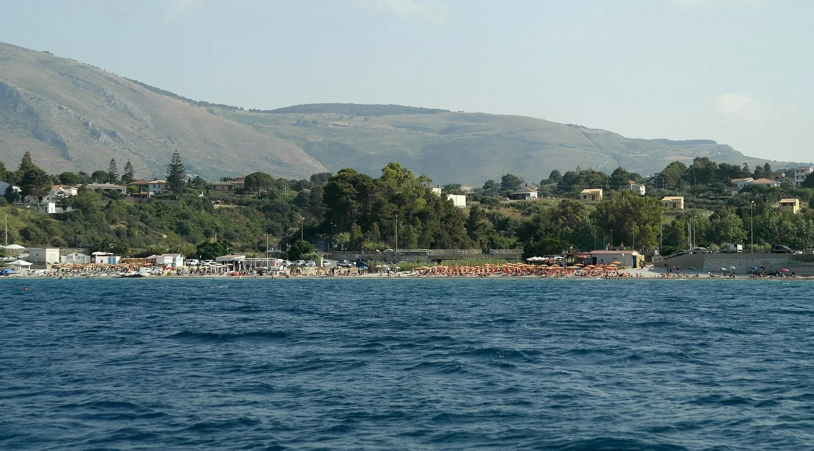 Il mare del Golfo di Castellammare in una giornata d'estate